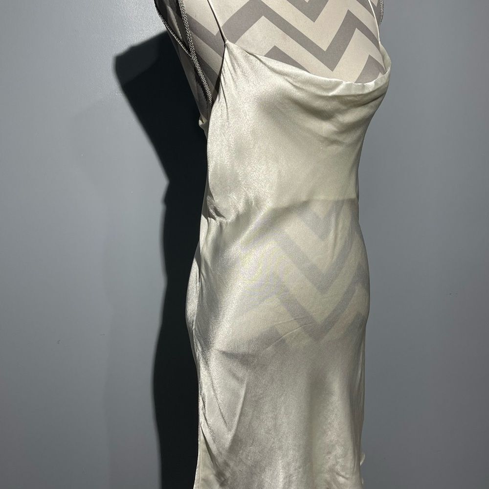 LOLA GRACE DRESS - Picture 7 of 12